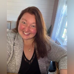 Meet your Posher, Chloe